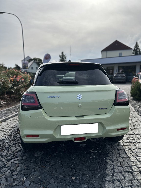 SUZUKI Swift 1.2 Hybrid CVT Comfort – Bild 5