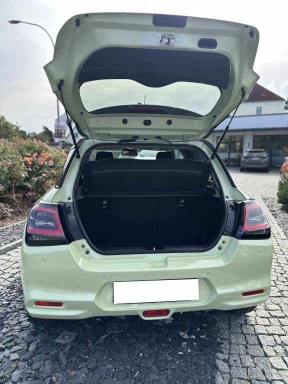 SUZUKI Swift 1.2 Hybrid CVT Comfort – Bild 6